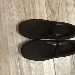 Rothy's Women's Black Flats